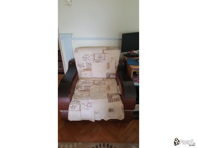 Тросед, двосед и фотеља