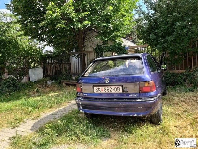 Prodavam Opel Astra