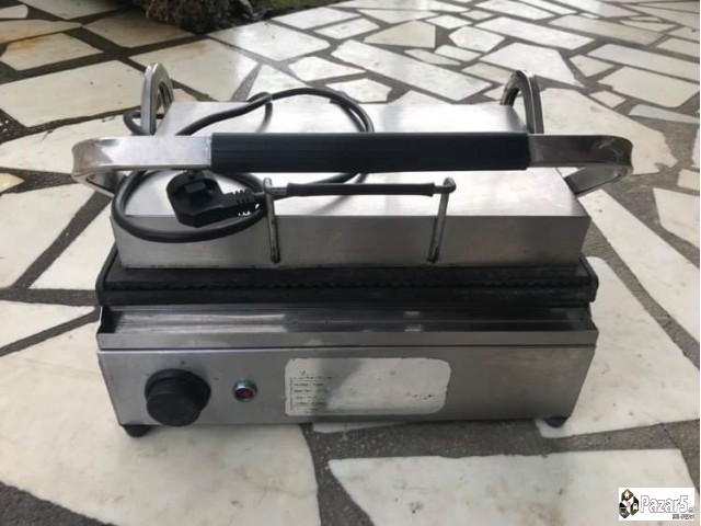 Професионален тостер