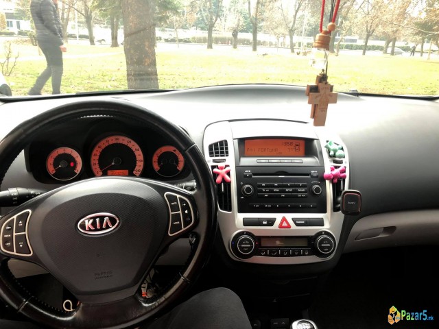 Kia Ceed 1.4 2008 Benzin/plin 
