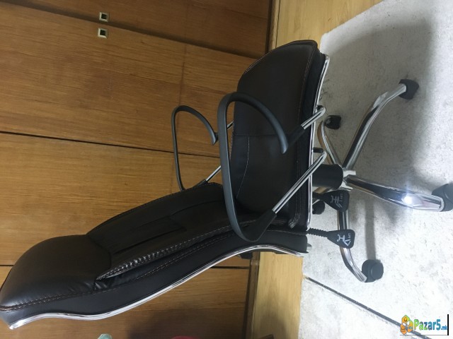 Канцелариска столица