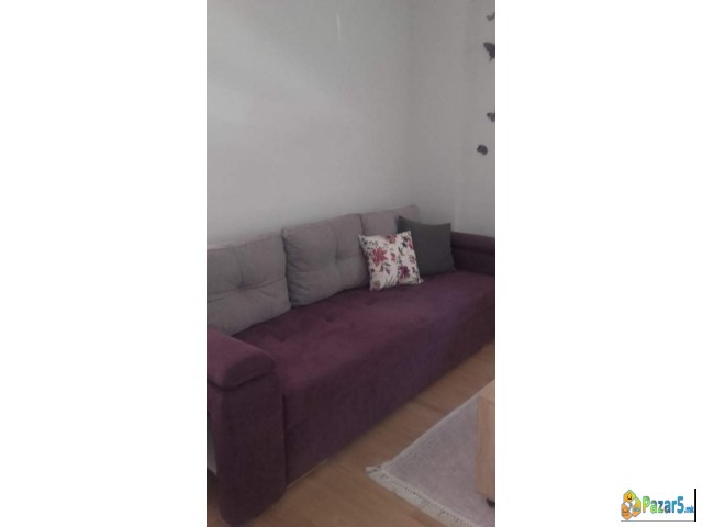 Издавам стан во Центар,Скопје(кај рампа)