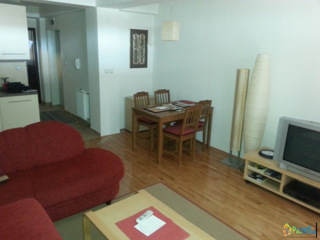 Продавам стан