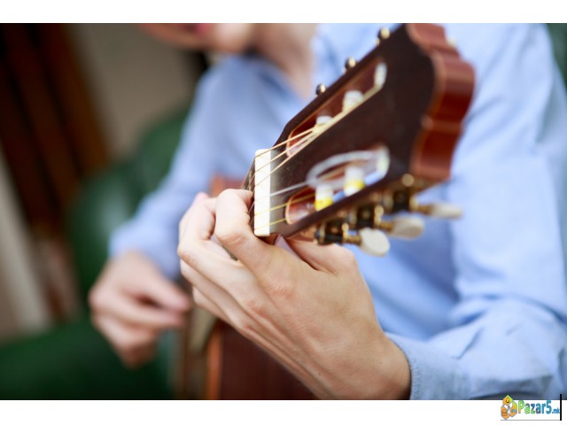 Часови по гитара преку Zoom / Online / Guitar