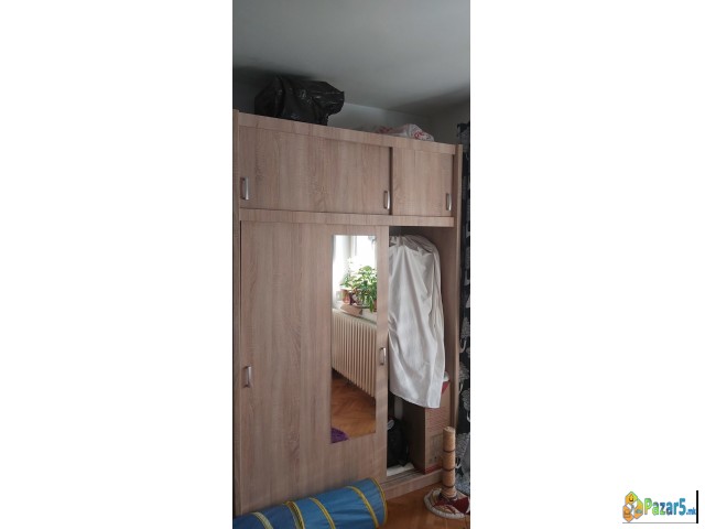 Мебел во одлична состојба