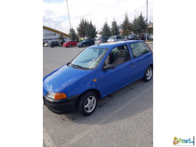 Prodavam Fiat Punto 1.2 Benzin. Socuvano