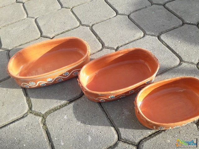 Kupi Zemjeni Tavi So Kapak I Bez Kapak So Vrven Kv