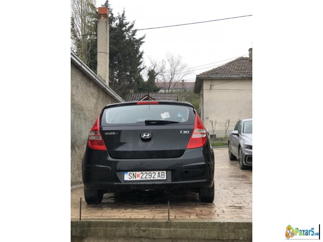 Се продава  автомобил