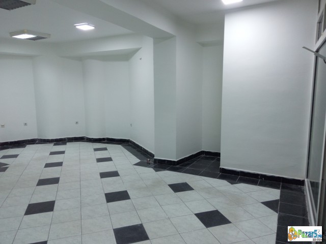 Izdavam Dukan Vo Naselba Aerodrom