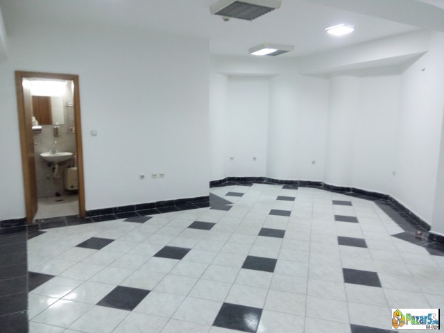 Izdavam Dukan Vo Naselba Aerodrom