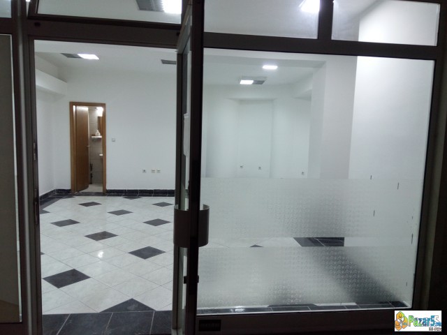 Izdavam Dukan Vo Naselba Aerodrom