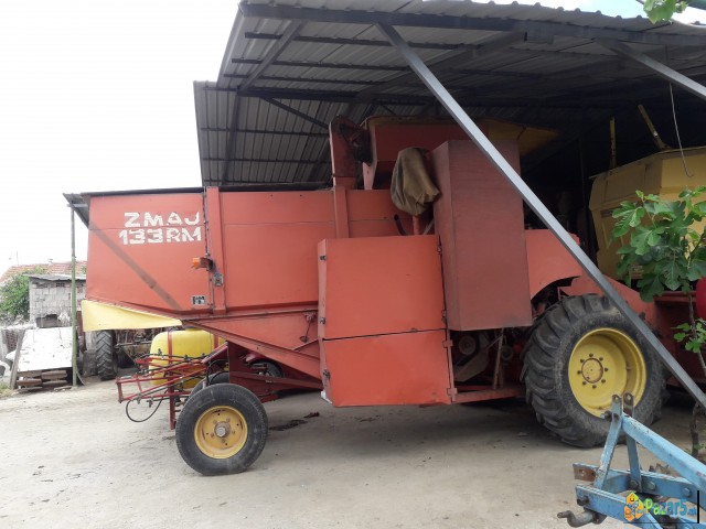 Се продава Комбајн