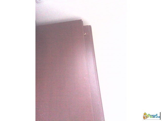 Prodavam 2 Sobni Vrati Sosema Novi, Edna So Kaseta