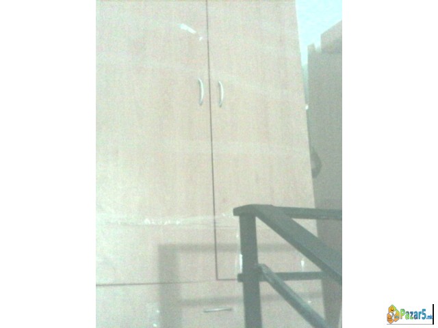 Prodavam Plakar So Fioki