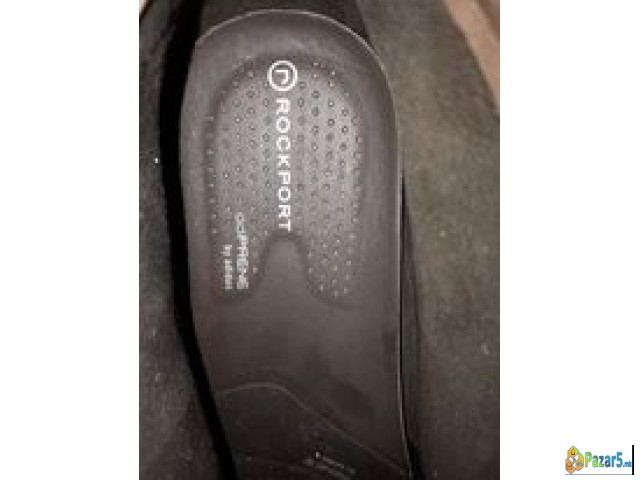 Се продава - Машки Обувки