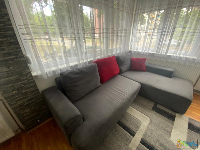 Аголна гарнитура