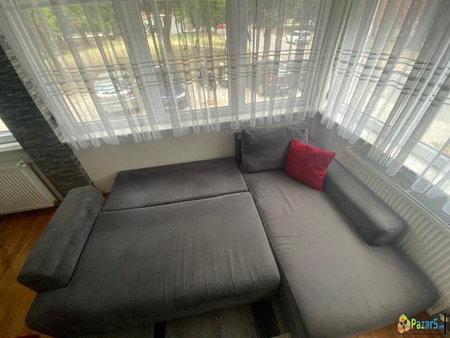 Аголна гарнитура