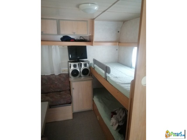 Се продава камп