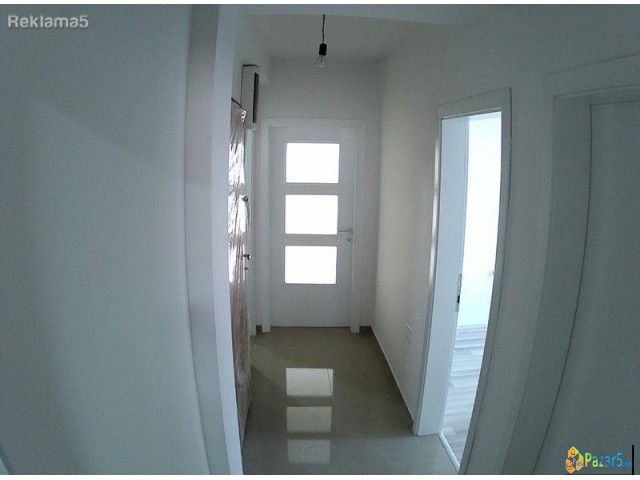 Prodavam Stan Vo Centar Kaj Staroto Kino