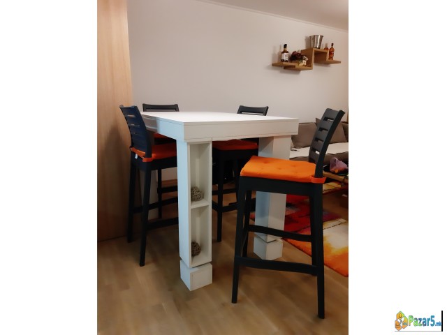 Продавам шанк столици и маса