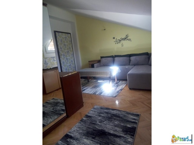 Se Izdava Garsonjera Vo Kapistec