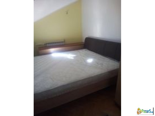 Se Izdava Garsonjera Vo Kapistec