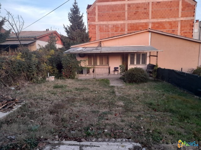 Se Prodava Baraka Vo Butel 1