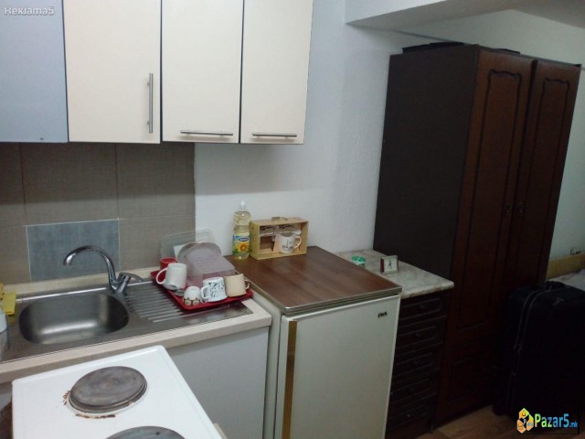 Издавам соба во Козле