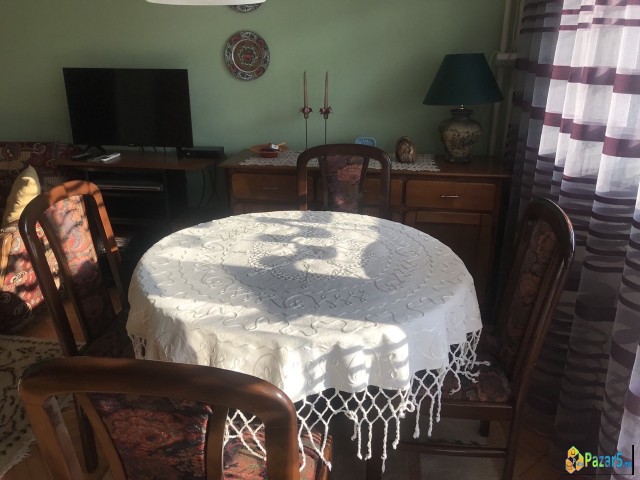 Се изнајмува стан во Центар