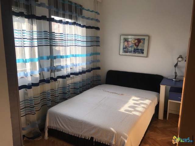 Се изнајмува стан во Центар