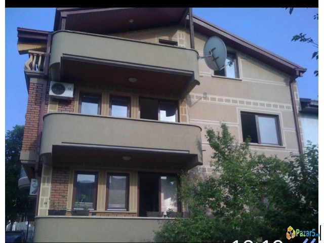 Издавање на два сората од куќа