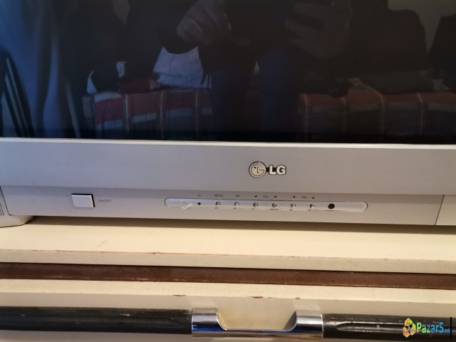 Prodavam Televizor Lg 63cm