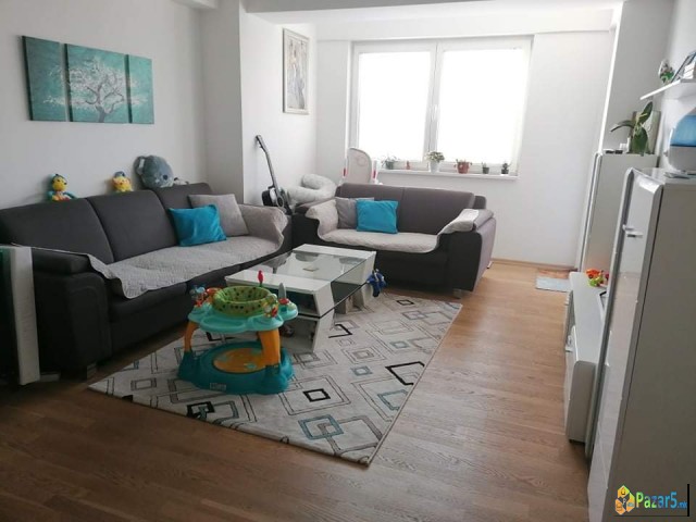 Продавам стан во Аеродром-мичурин