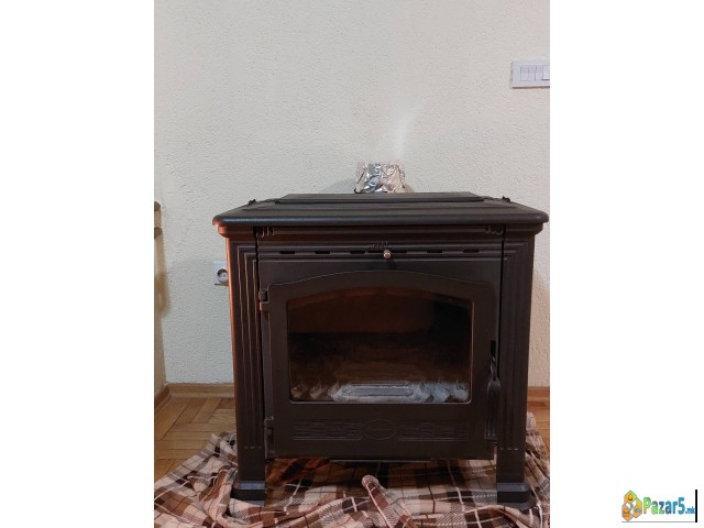 Камин за централно греење со дрво