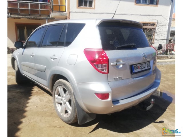 Se Prodava Toyota Rav 4
