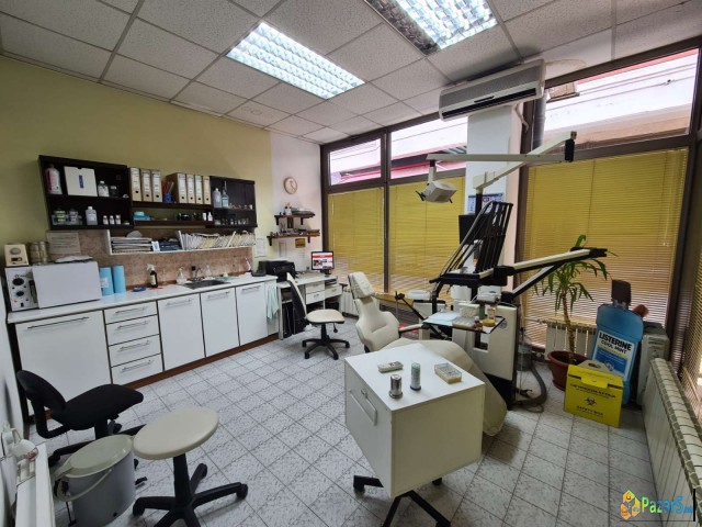 Prodavam Deloven Prostor