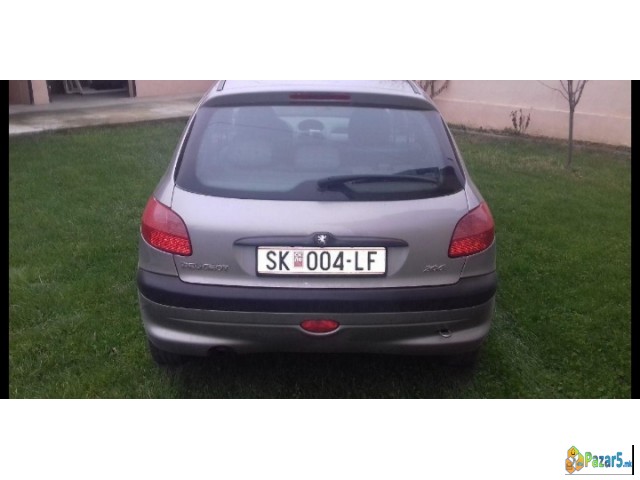 Se Prodava Peugeot 206