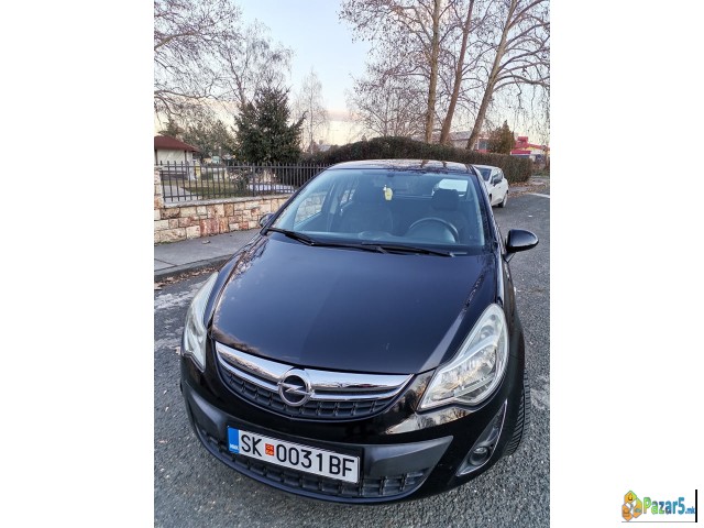 Opel Corsa 1.2 2012 Registirana Do 10/22