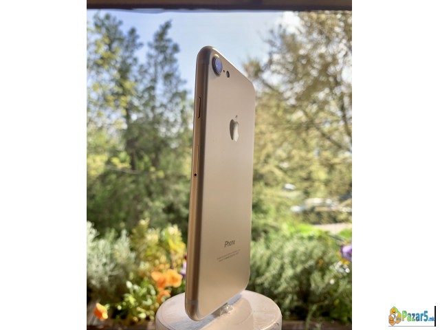 Iphone 7 Gold Staklo Kako Nov! + Gratis Nova Silik