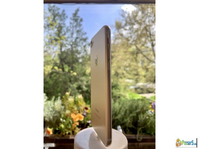 Iphone 7 Gold Staklo Kako Nov! + Gratis Nova Silik