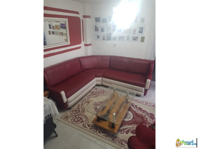 Garnitura Ne Se Pusta I Mala Masa