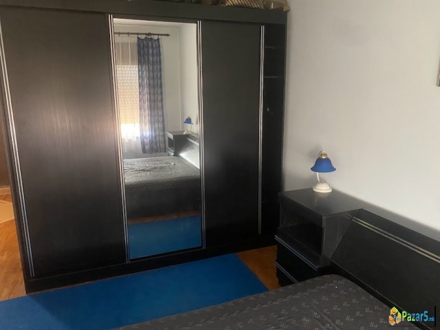 Se Prodava Spalna Soba Komplet