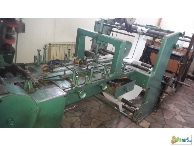 Машина за производство на хартиени кеси 