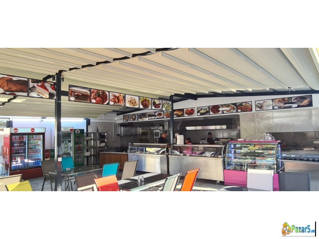 помошници во кујна за готвени јадења