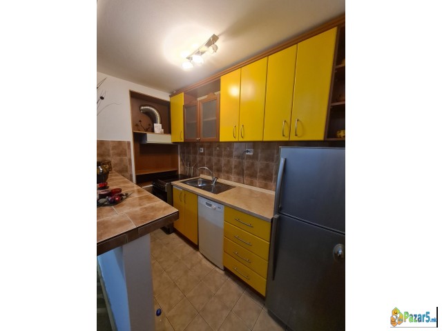 Izdavam Stan Vo Aerodrom