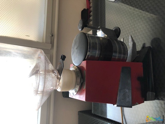 Prodavam Masina Za Kafe Na Struja Ili Akumulator