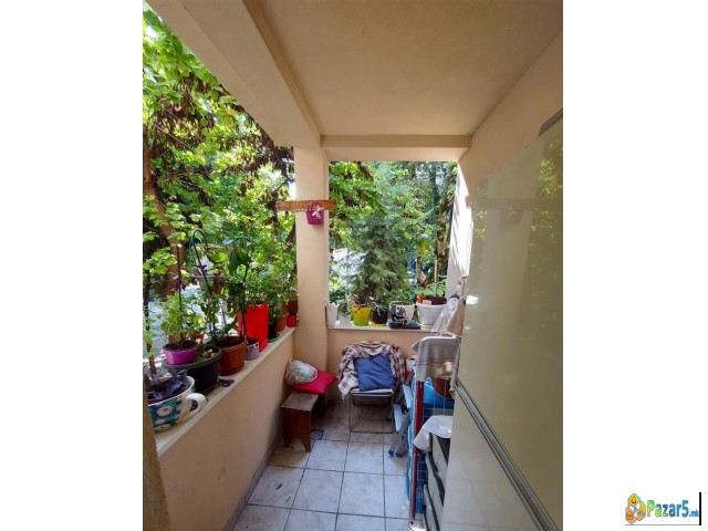 ЕФТИНО ИТНО СЕ ПРОДАВА ИДЕАЛЕН УЛТРА МОДЕРЕН СТАН 