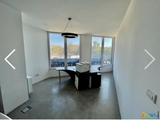 Kancelariski Prostor Do East Gate