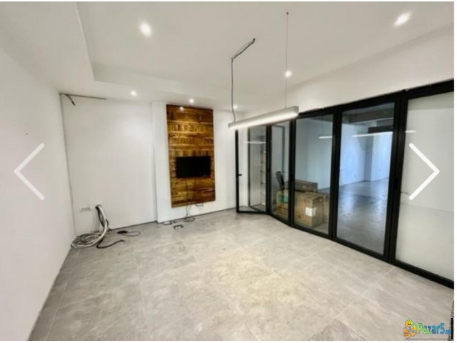 Kancelariski Prostor Do East Gate