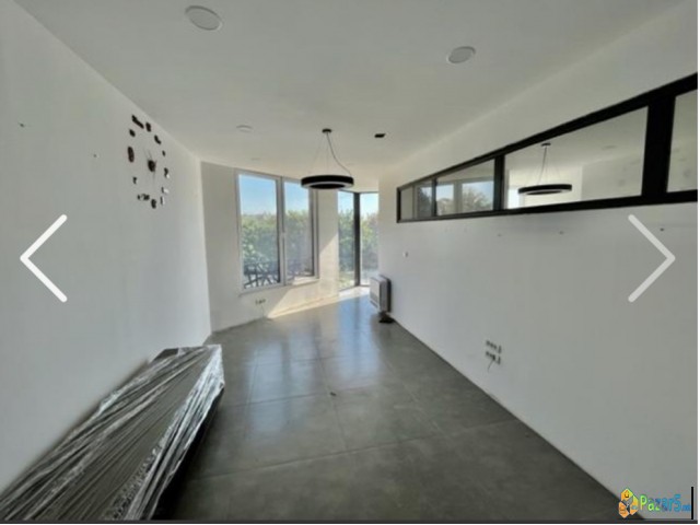 Kancelariski Prostor Do East Gate